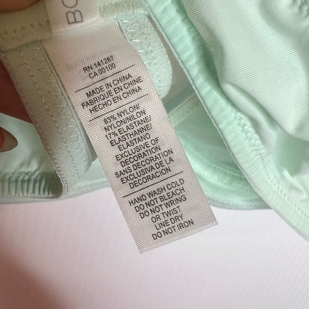 BCBGeneration 3 Bralette Bundle. Size Large - Picture 14 of 14